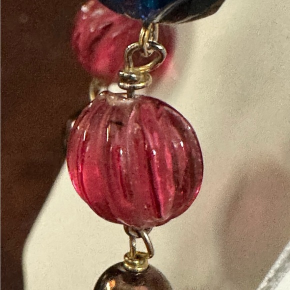 Blue and Pink Faceted Crystals. Gold tone. Lever Back Earrings. - Picture 3 of 3